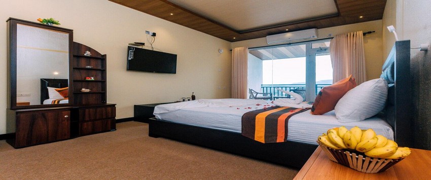 Deluxe Double Room with Mountain View